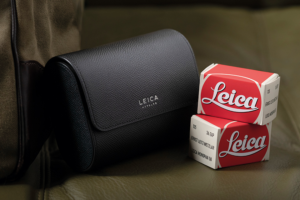 ライカ スモールレザーグッズ