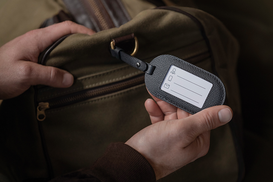 ライカ スモールレザーグッズ