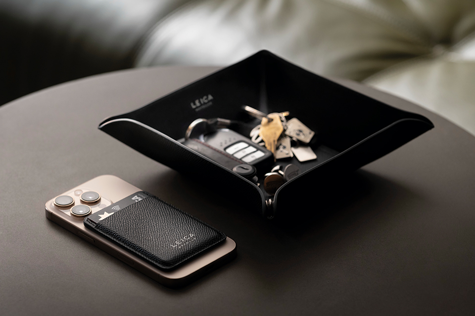 ライカ スモールレザーグッズ