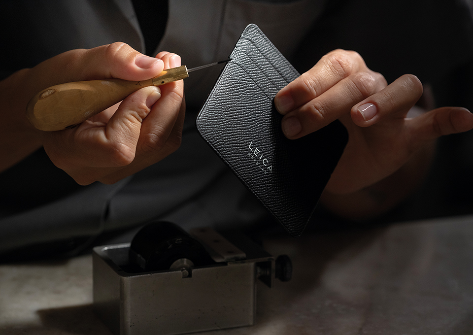 ライカ スモールレザーグッズ