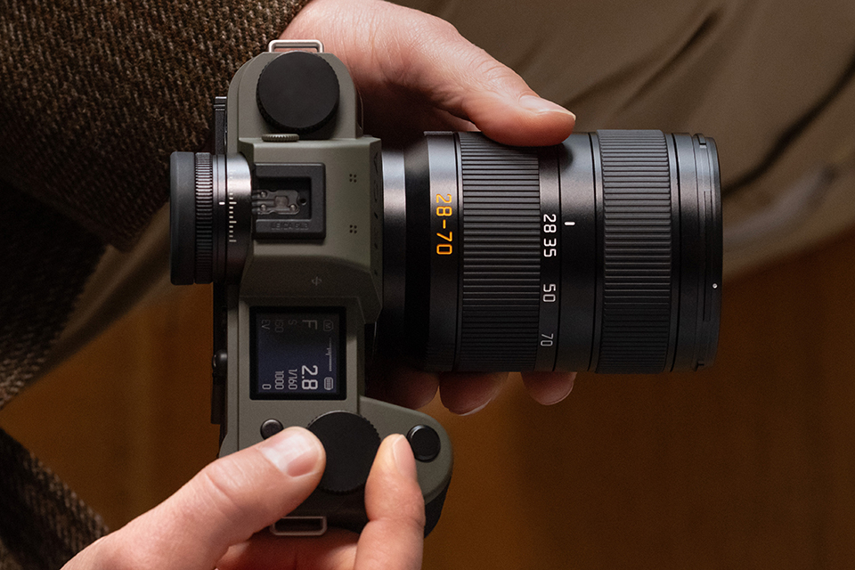 ライカSL3 “Reporter”