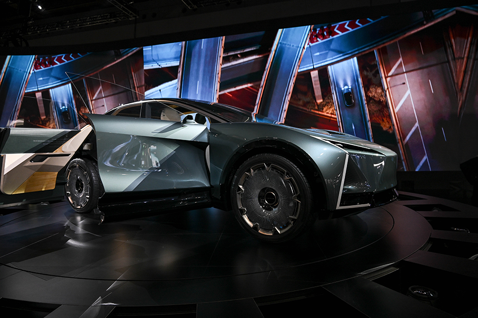 ニコン ZR ジャパンモビリティショー実写レビュー