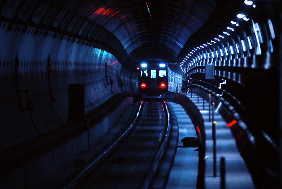 入選「去りゆくテールライト」栗原正隆