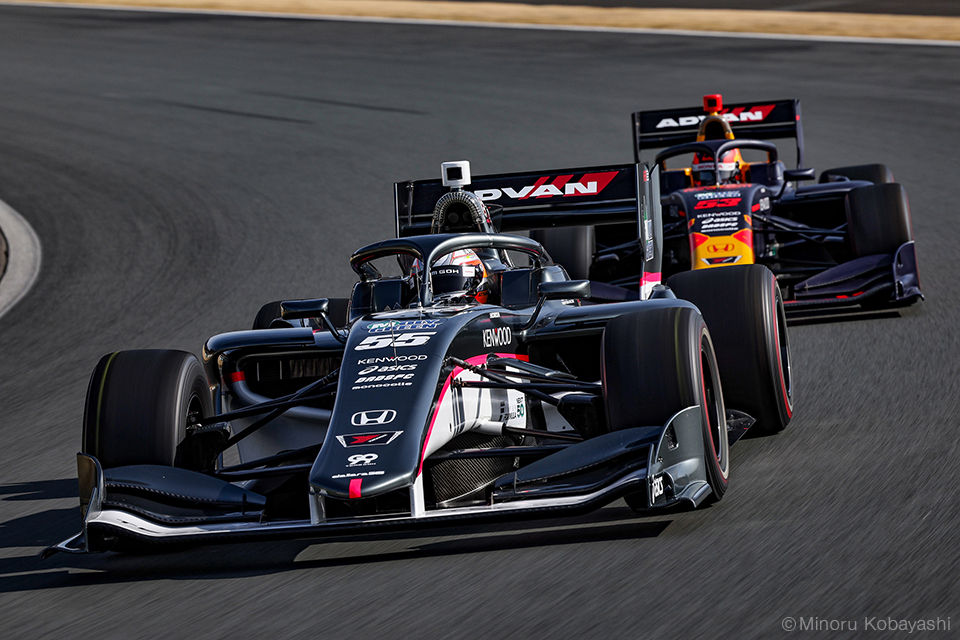 小林稔 報道写真・作品展「CHASING GRACE」