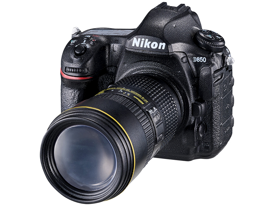 ニコン「Z50II」「D850」がガシャポンに登場！ シャッターも押せる