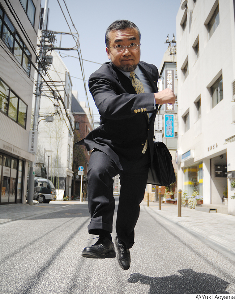 「I AM OVER THE MOON」青山裕企 写真家20周年記念展 Then＆Now (いままでとこれから)