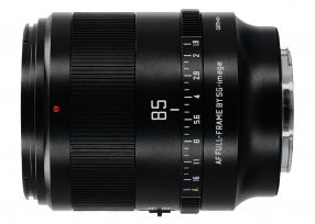 85mmの大口径レンズが実売4万円台！ クリーミーなボケ感が得られるフル