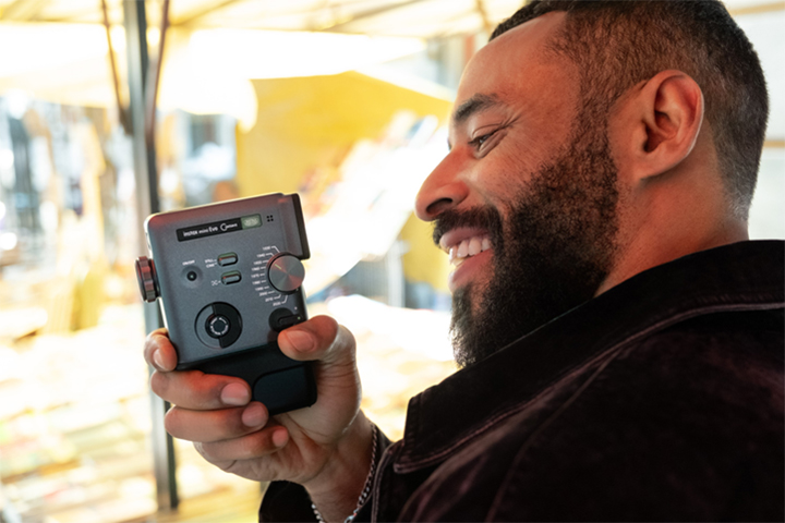 instax mini Evo Cinema