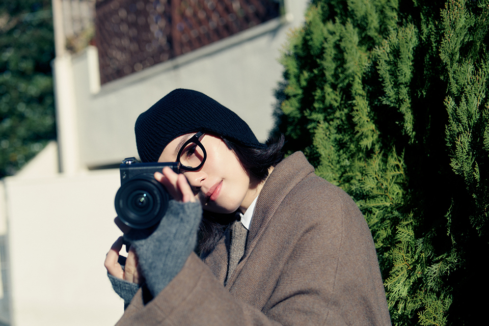 飯豊まりえ写真展「日々の裏地。或いは、覚え書き。」