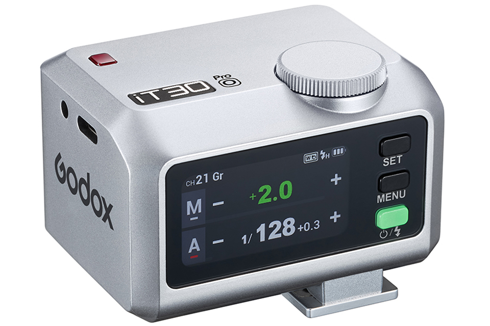 ディフューザー内蔵の超小型TTLフラッシュ「GODOX iT30 Pro」ニコン用