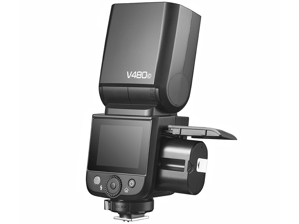 コンパクトでもGN50！ TTL対応の多機能クリップオンストロボ「GODOX