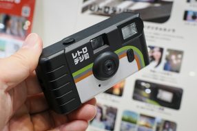 デジカメ 美品 レトロ 平成 これはデジタルカメラです！ アナログ操作で平成レトロな写りを楽しむ