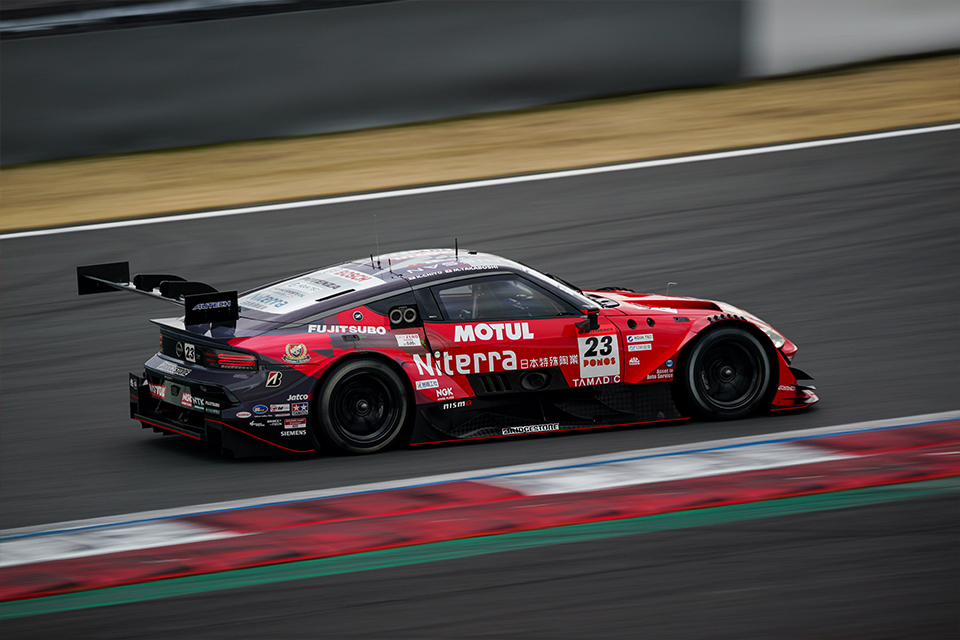 Sigma 300-600mm F4 DG OS | Sports レビュー