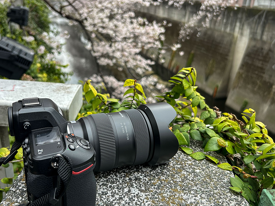 実写レビュー！ これ1本でポートレートにちょうどいい「タムロン 35