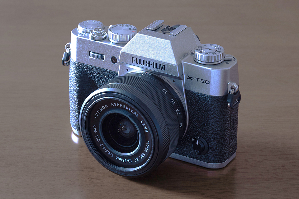 一眼カメラ売れ筋トップ10！「X-T30 III」レンズキットがランク外から