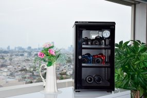 カメラやレンズを湿気から守る！ 東洋リビングの防湿庫「オート