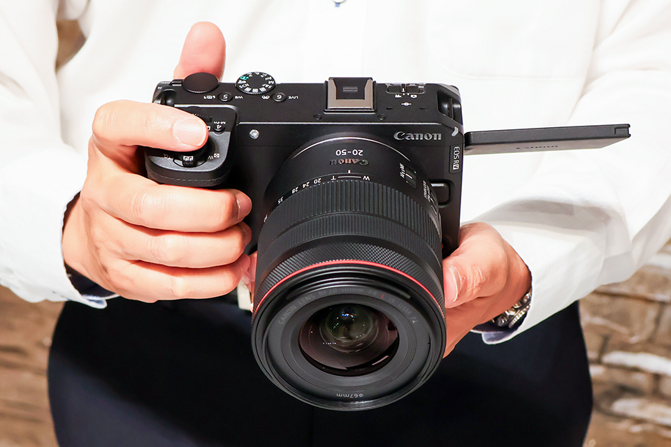EOS R6 V・RF20-50mm F4 L IS USM PZ レンズキット