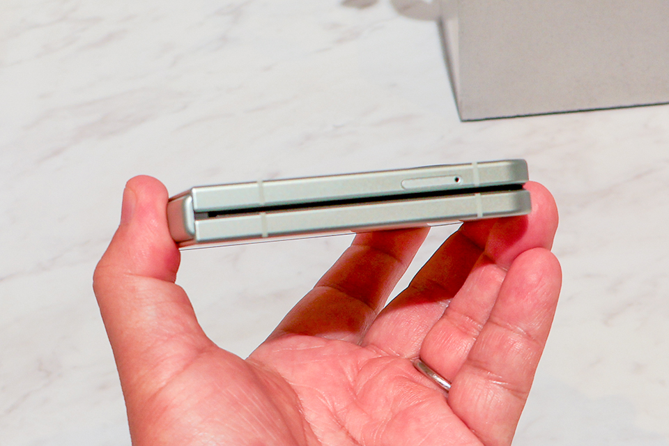 Galaxy Z Flip8