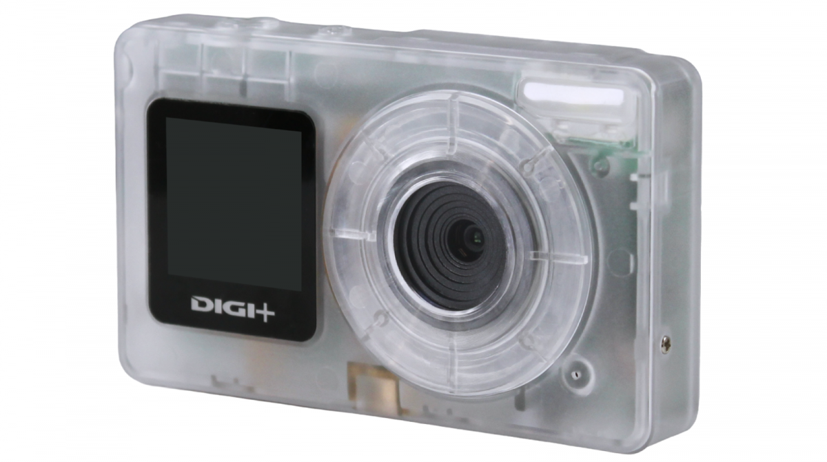 自撮りしやすい前面モニター搭載！ スケルトンデザインの「DIGI+