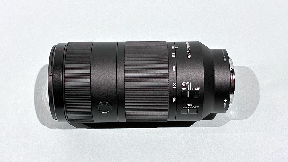 超軽量でコスパに優れた超望遠ズームレンズ「FE 100-400mm F5.6-8 OSS