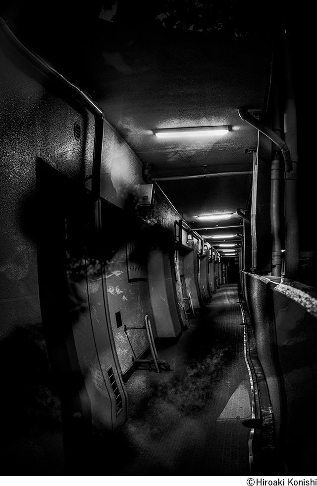 小西弘晃写真展「peripheral portraits」