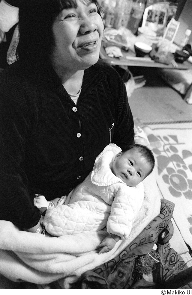 宇井眞紀子写真展「ankoraci　アンコラチ そのまま、そのまま」