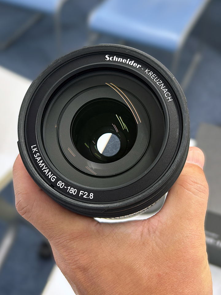 SAMYANG AF 60-180mm F2.8