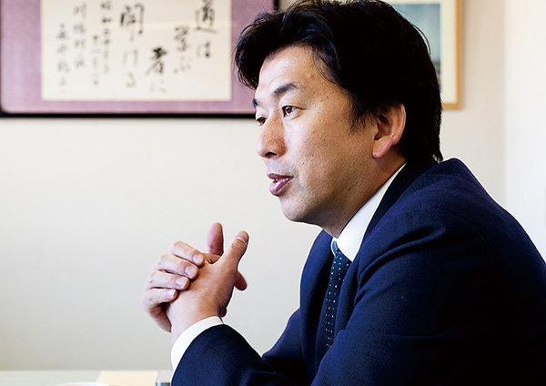 ↑永井酒造の永井正則さん。500回失敗しても折れなかった彼の情熱が、画期的な1本を生み出しました