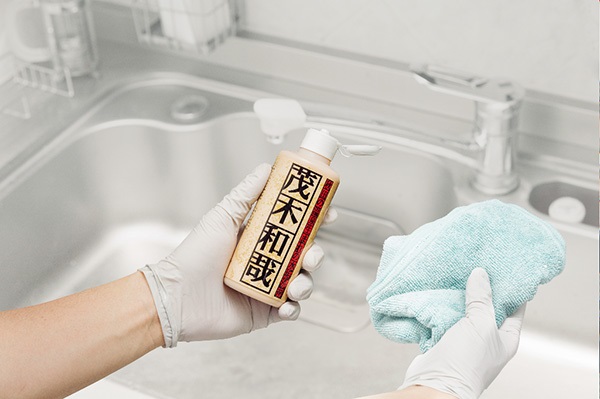 家事研究家もイチオシ！　いま爆売れ中の水垢落とし＆掃除ブラシ