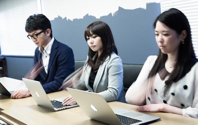 約７割の未婚女性が「いまの会社に長居したくない」そのワケは？