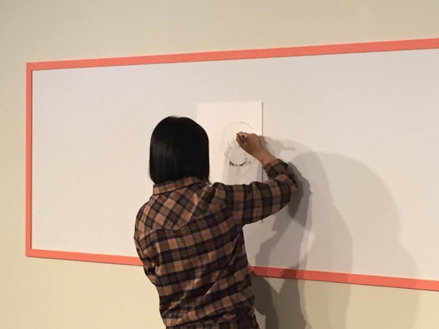 ↑アタリをつけ終わったら2種類のペンを使い分け、キャラクターを描き進める