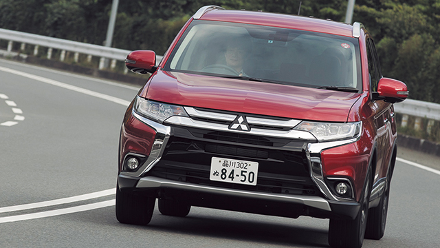 年収450万円時代のクルマ選び！　260万円前後で買えるおすすめ4車種【アウトランダー20G Safety Package(2WD)編】