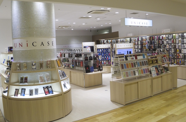 【オーディオ充実！】リニューアルしたUNiCASEはスマホケース都内最大級の品揃え