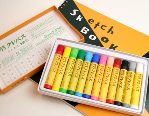 日本が世界に誇る描画材料。CEマークつきで、小さい子どもでも安心して使えます