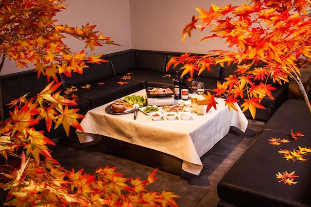 秋ディナーにおすすめ！　都内で紅葉が楽しめるレストラン5選