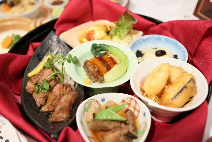 高速道路No.1の美食メニューが決定！「SA・PAメニュー全国大会」をレポート
