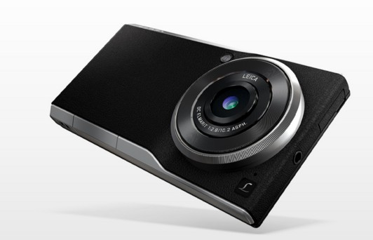 スマホ感覚で使えるポケットサイズの4Kデジカメ「LUMIX DMC－CM10」