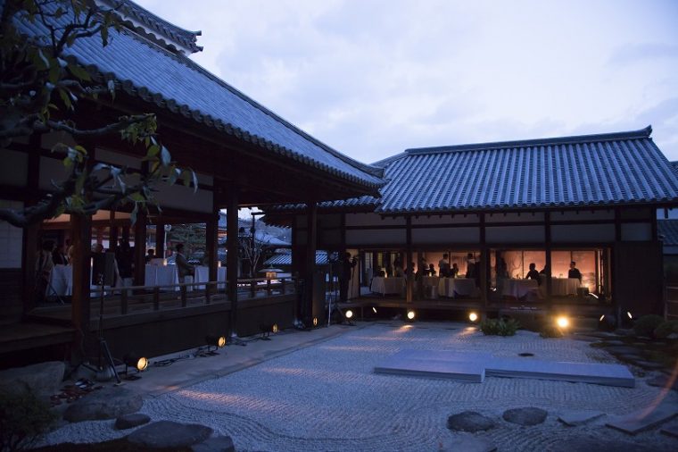 ↑ディナーの舞台となったのは、浄土寺の客殿