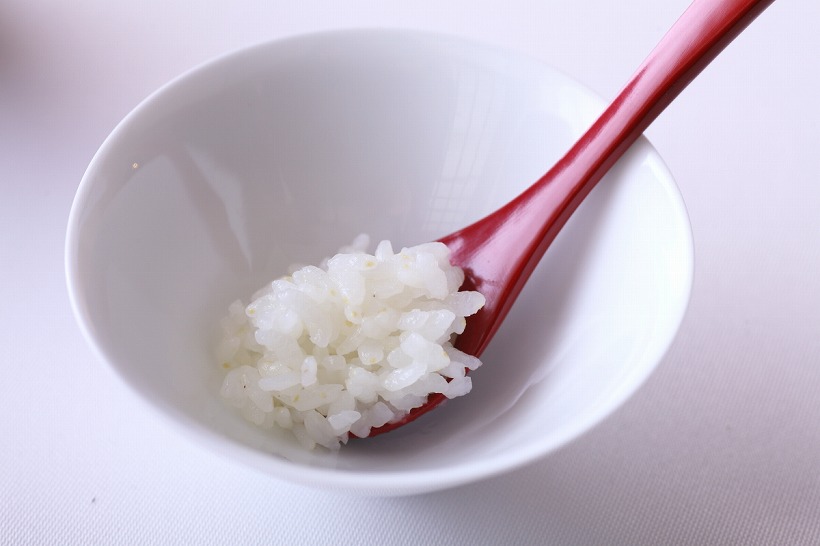【Break in the kitchen ゲンゴロウ米のかまど炊き立てご飯】　シェフ：東京・広尾「鮨 心白」石田大樹氏 
