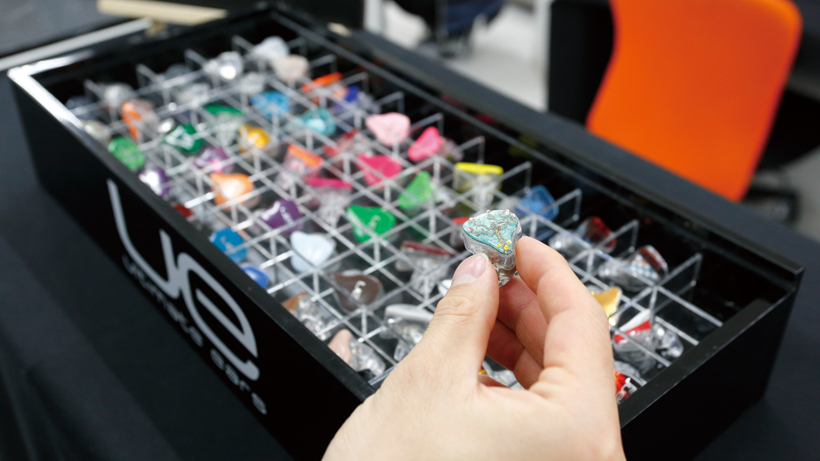採取はたった10分！ スポーツ選手もハマる「カスタムイヤホン」の耳型採取を体験してきた