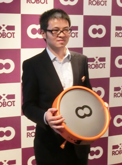 ↑Xrobotの社長、楊 志文(ヨウ・シブン)氏。「良い商品でなければ、厳しい日本市場には参入しません」と語りました