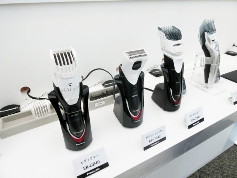 ↑会場では、ヘアーカッターやヒゲトリマーなども展示