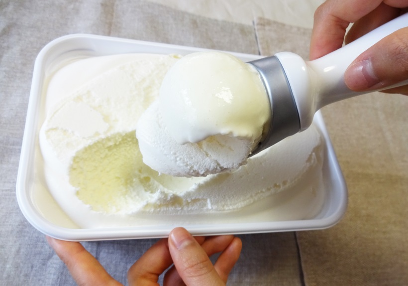 カッチコチのアイスでもサクっとすくえる! 「アイスクリームスクープ」はデブ街道まっしぐらになりそう…