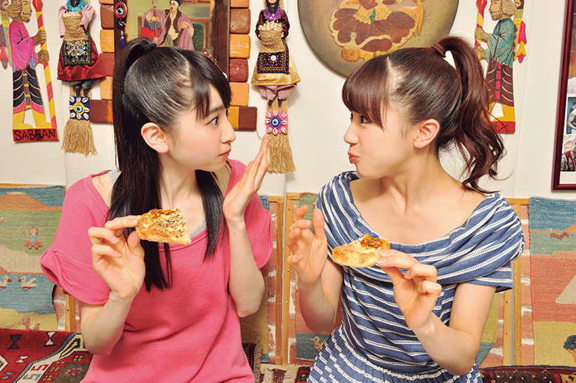 【連載】モーニング娘。’16 石田亜佑美＆尾形春水の10秒食レポ【トルコ料理編】