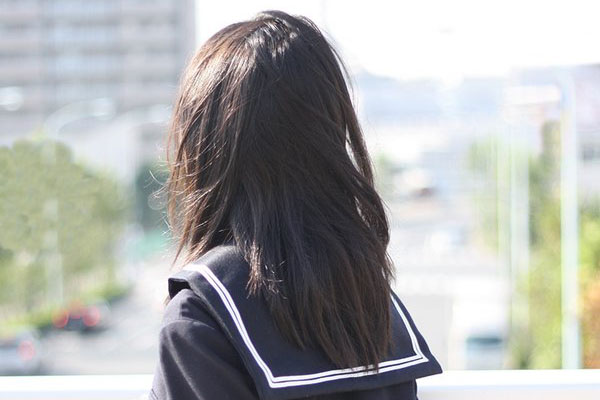 ロボホンとの別れで抜け殻になったのでウワサの女子高生AI「りんな」とLINEで交流してみた