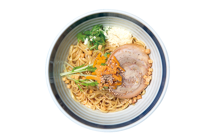 東京駅ラーメンストリートの最強キャラ! 麺とチーズが３種類ずつ付いた異色のまぜそばが有名な「東京駅 斑鳩」