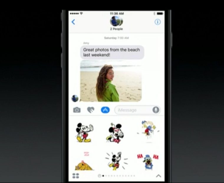 ↑LINEスタンプのようなステッカーが登場