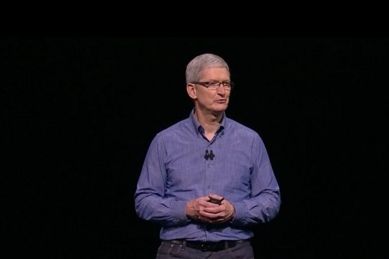 ↑アップルCEOのティム・クック氏も登壇