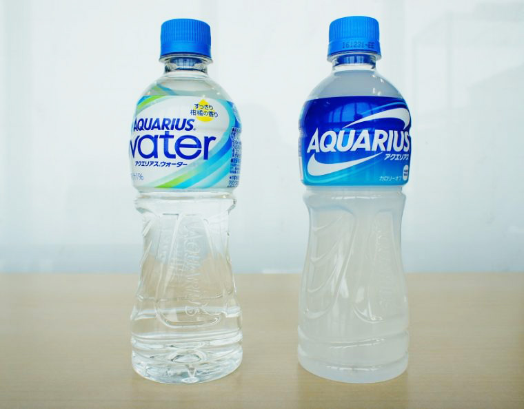 【比較レビュー】アクエリアスの新商品「アクエリアス ウォーター」はまさに水のような飲みやすさ!