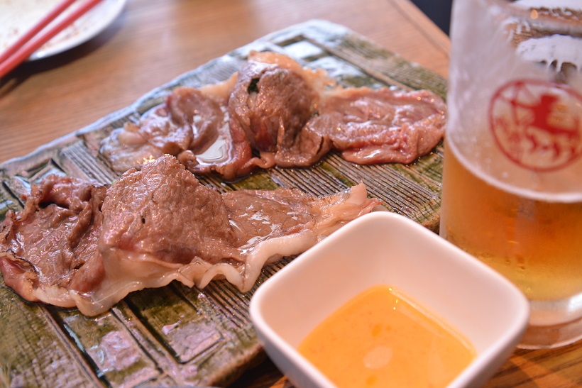 【進化する人形町!】“馬”すぎる生肉と斬新な肉料理がすべて本命級に美味な「肉寿司」